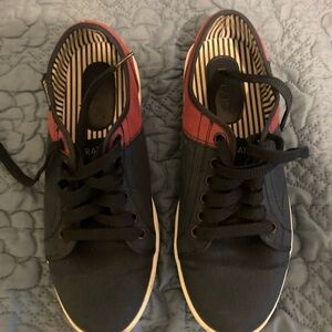 Ferrato Red And Blue Mens Size 7 Shoes